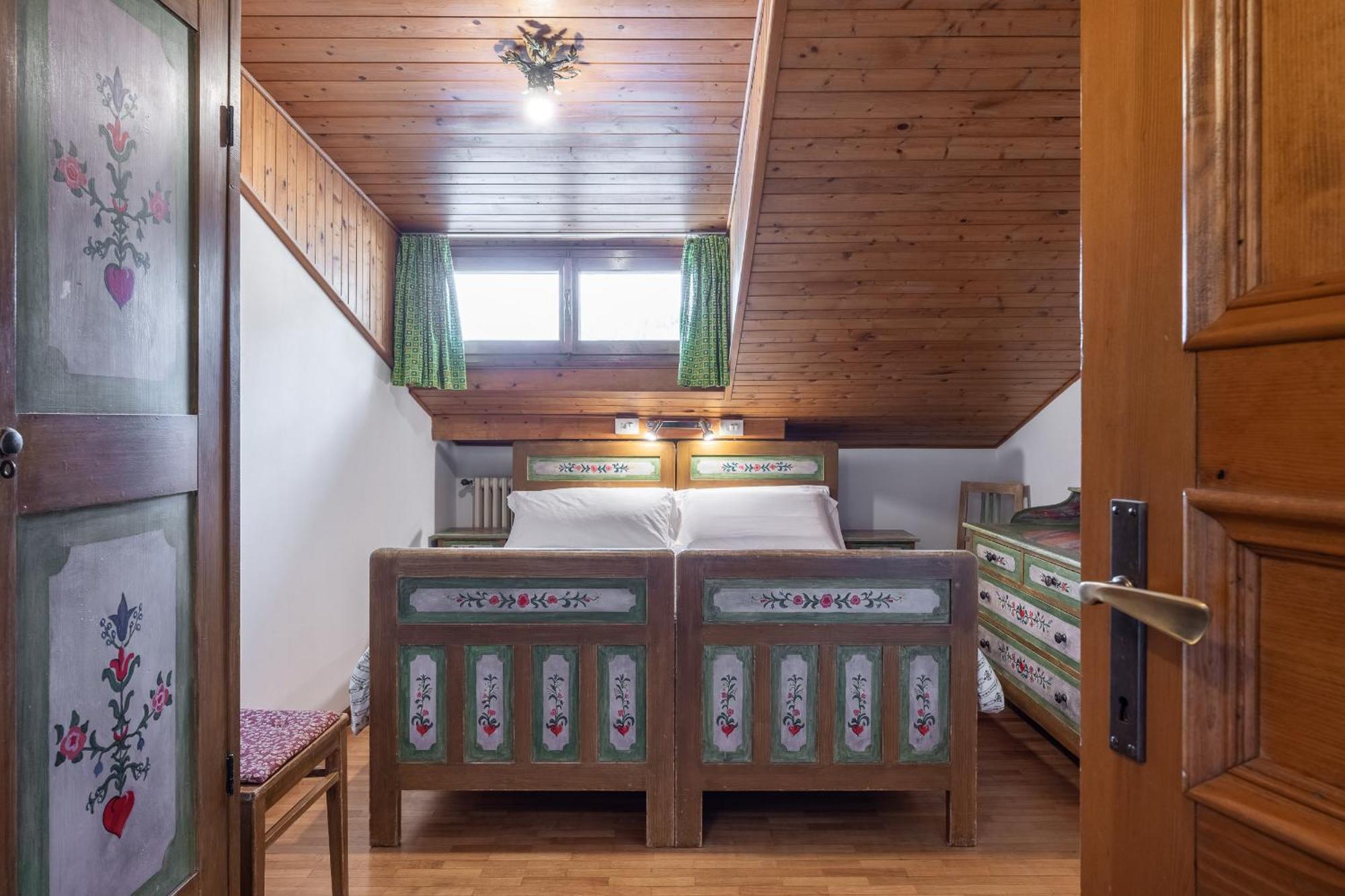 Attico Lodge Cortina dʼAmpezzo Exteriör bild