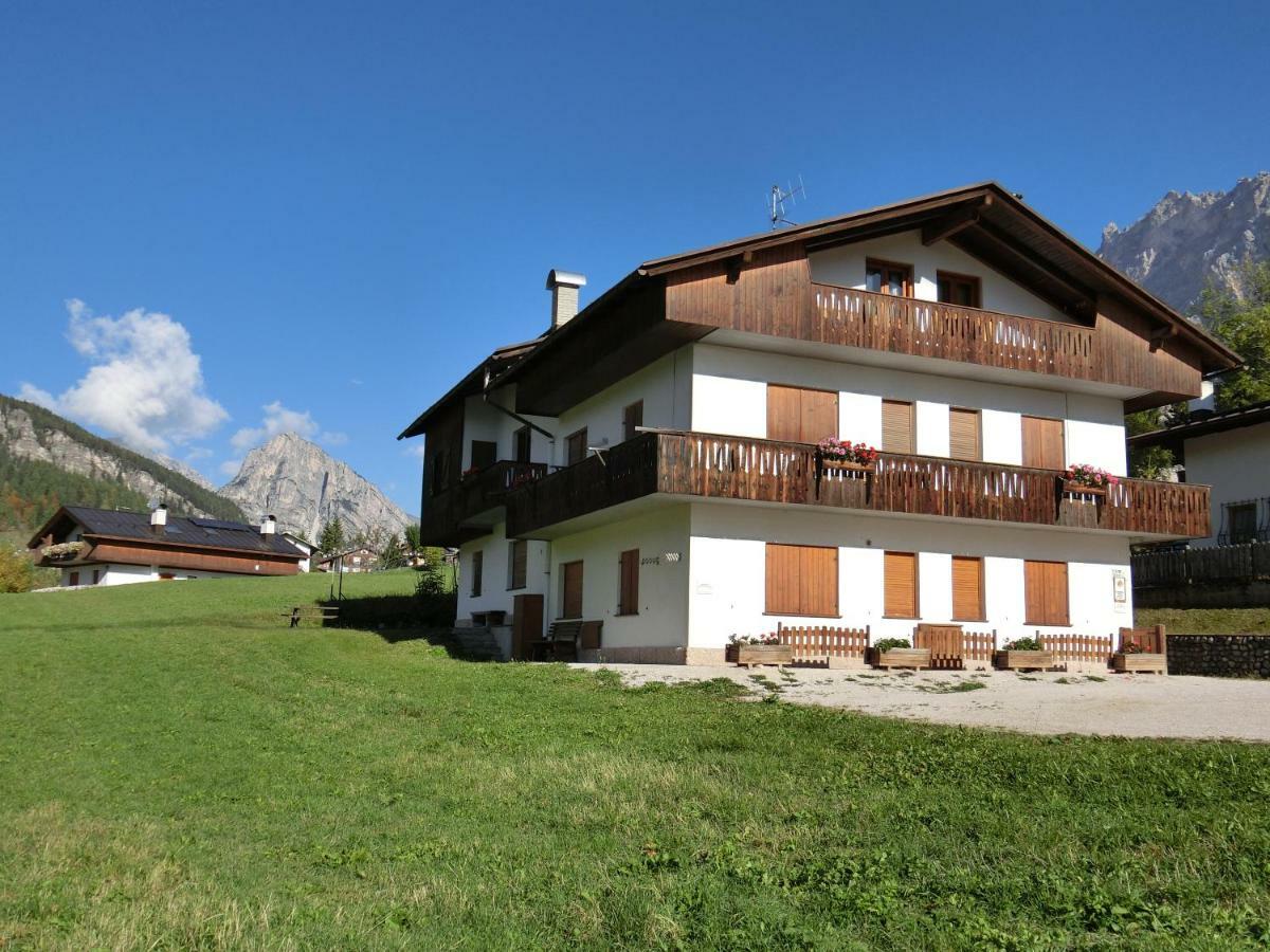 Attico Lodge Cortina dʼAmpezzo Exteriör bild